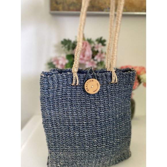 Kenneth Cole Reaction Powder Blue Abaca Straw Logo Shoulder Handbag Vintage EUC - Picture 6 of 16